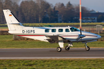 D-IGPS - Private Cessna 303 Crusader