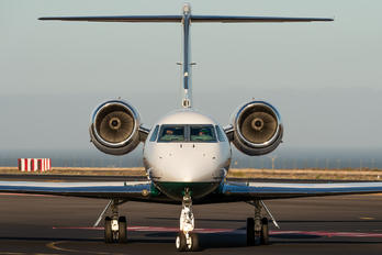 N922CB - Private Gulfstream Aerospace G-IV,  G-IV-SP, G-IV-X, G300, G350, G400, G450
