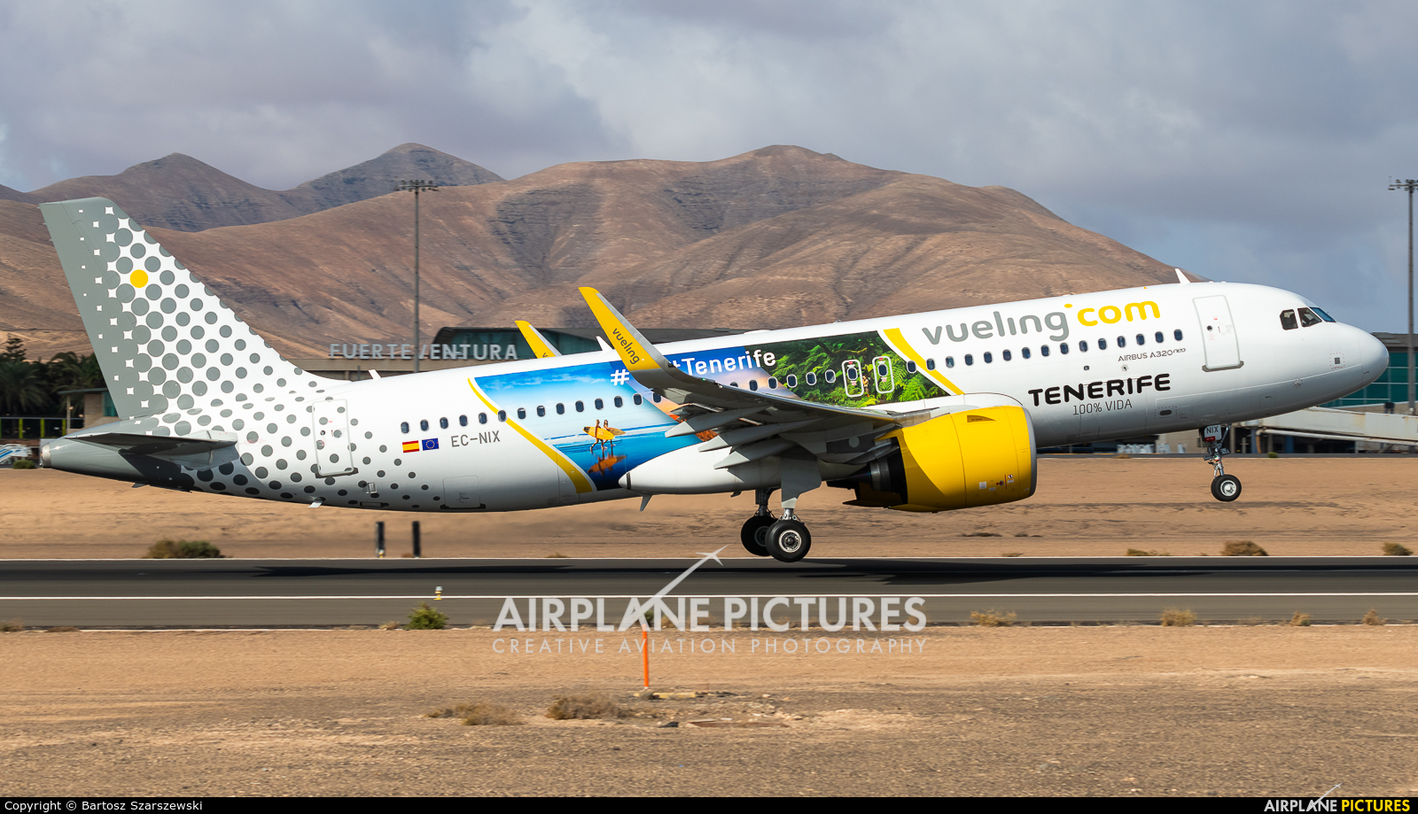 Vueling Airlines EC-NIX aircraft at Fuerteventura - Puerto del Rosario