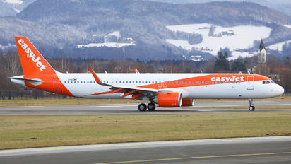G-UZMF - easyJet Airbus A321 NEO