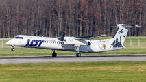SP-EQK - LOT - Polish Airlines de Havilland Canada DHC-8-402Q Dash 8 aircraft