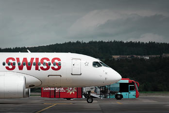 HB-JBF - Swiss Bombardier CS100