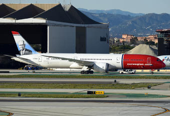 G-CKWB - Norwegian Air UK Boeing 787-9 Dreamliner