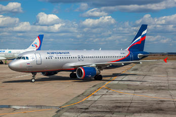 VQ-BPU - Aeroflot Airbus A320