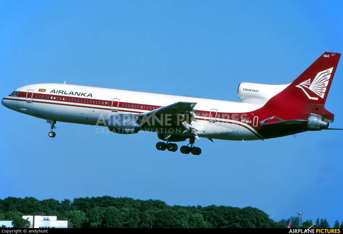 Air Lanka 4R-ULC aircraft at Singapore - Changi
