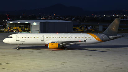 YL-LCX - SmartLynx Airbus A321