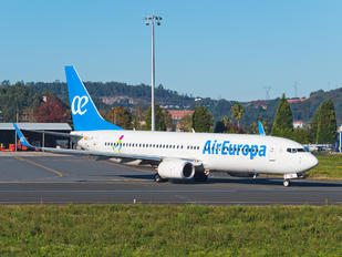 EC-LYR - Air Europa Boeing 737-800