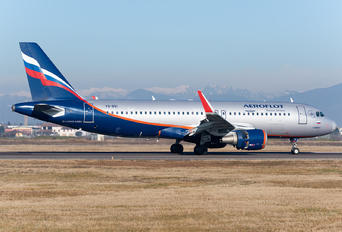VQ-BSI - Aeroflot Airbus A320