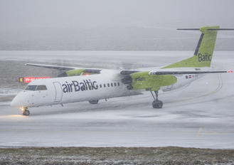YL-BAY - Air Baltic de Havilland Canada DHC-8-400Q / Bombardier Q400