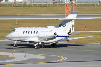 N84UP - Private Hawker Beechcraft 800XP