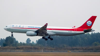 B-8690 - Sichuan Airlines  Airbus A330-300