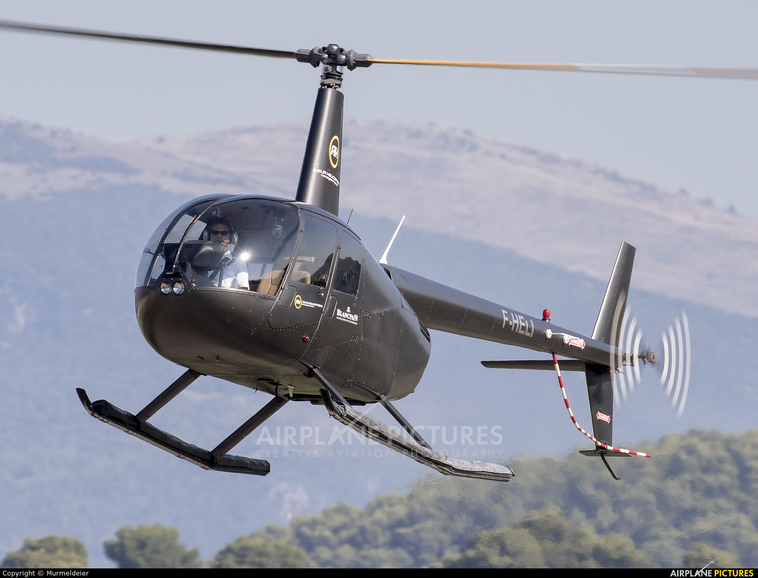 Private F-HELI aircraft at Cannes - Mandelieu
