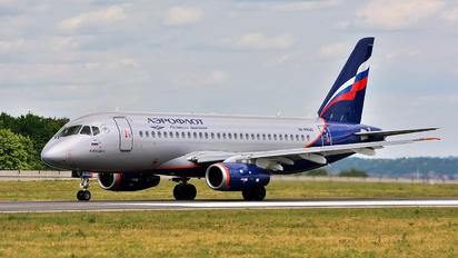 RA-89045 - Aeroflot Sukhoi Superjet 100LR