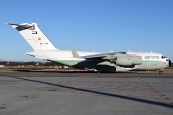 KAF342 - Kuwait - Air Force Boeing C-17A Globemaster III