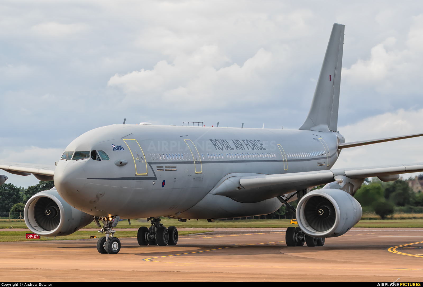 ZZ338 - Royal Air Force Airbus Voyager KC.2 at Fairford | Photo ID ...