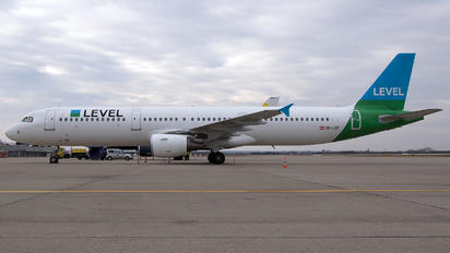 OE-LCF - LEVEL Airbus A321