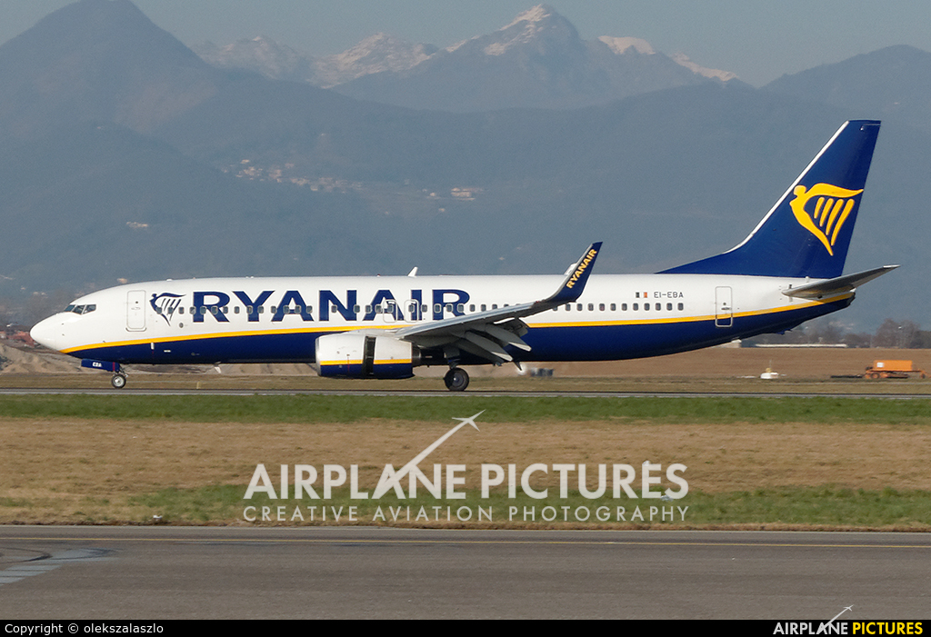 Ryanair EI-EBA aircraft at Cluj Napoca - Someseni