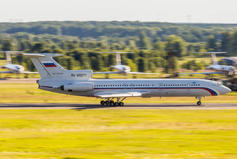 RA-85571 - Russia - Air Force Tupolev Tu-154B-2