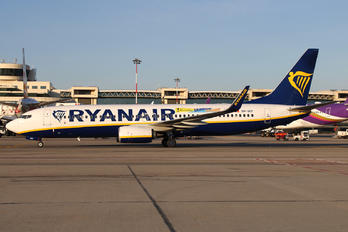9H-QCF - Ryanair (Malta Air) Boeing 737-800