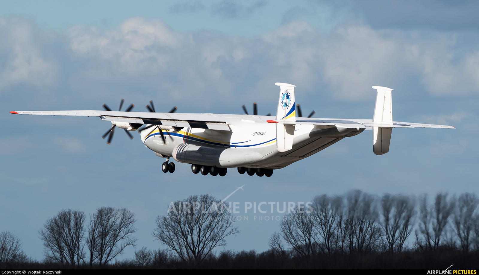Antonov Airlines /  Design Bureau UR-09307 aircraft at Leipzig - Halle