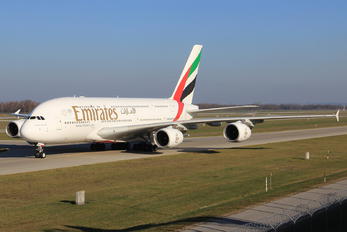 A6-EEB - Emirates Airlines Airbus A380
