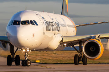 LY-VEC - Avion Express Airbus A321