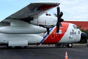 2004 - USA - Coast Guard Lockheed HC-130J Hercules