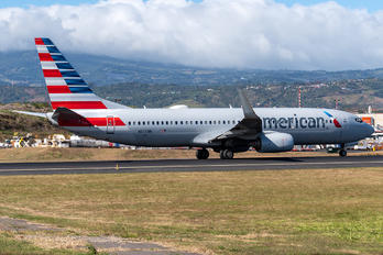 N875NN - American Airlines Boeing 737-800