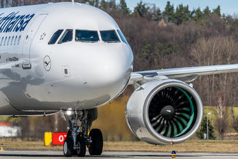 D-AINT - Lufthansa Airbus A320 NEO
