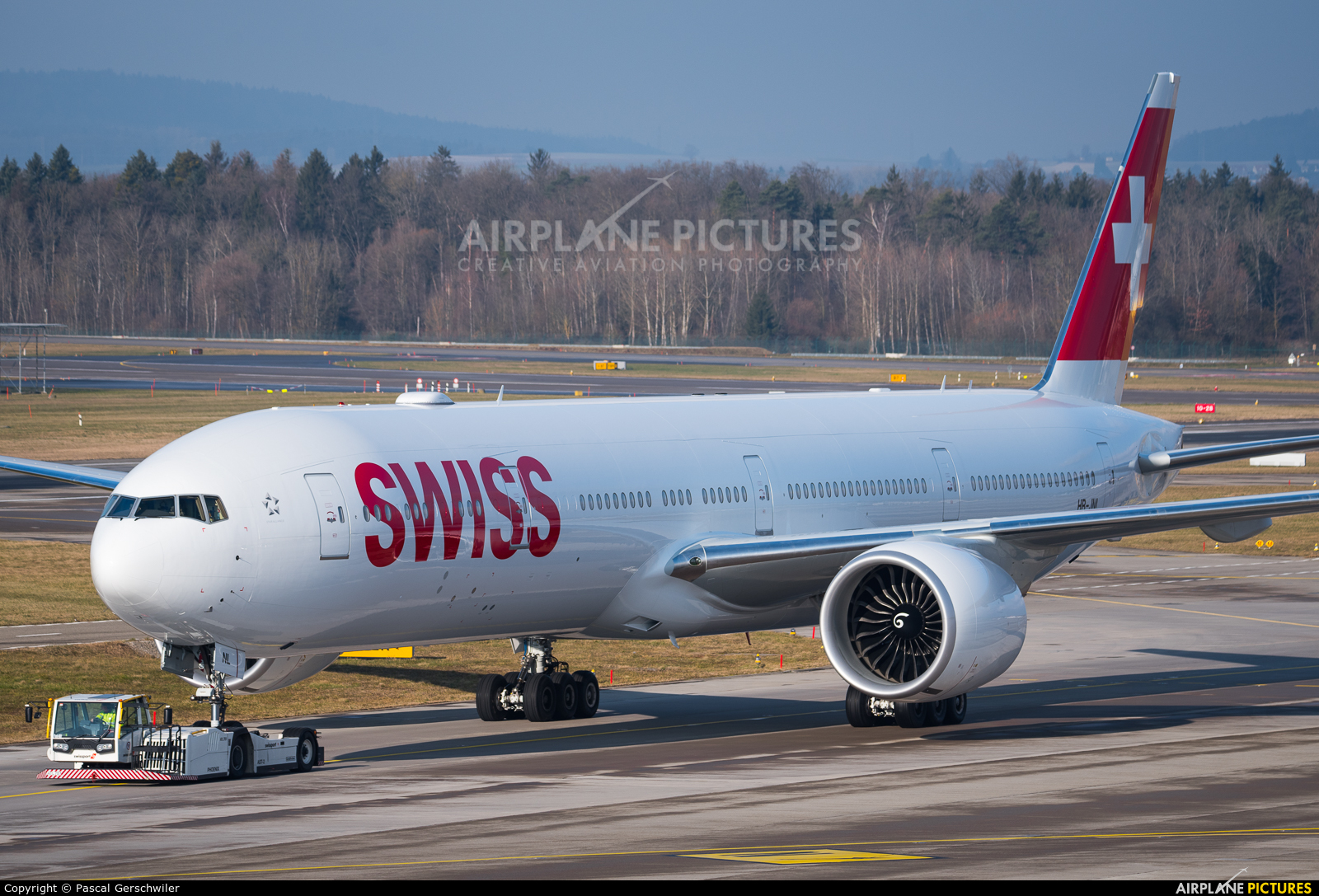 Swiss HB-JNL aircraft at Zurich
