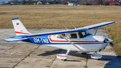 OM-TNB - Aeroklub Trenčín Cessna 172 Skyhawk (all models except RG)