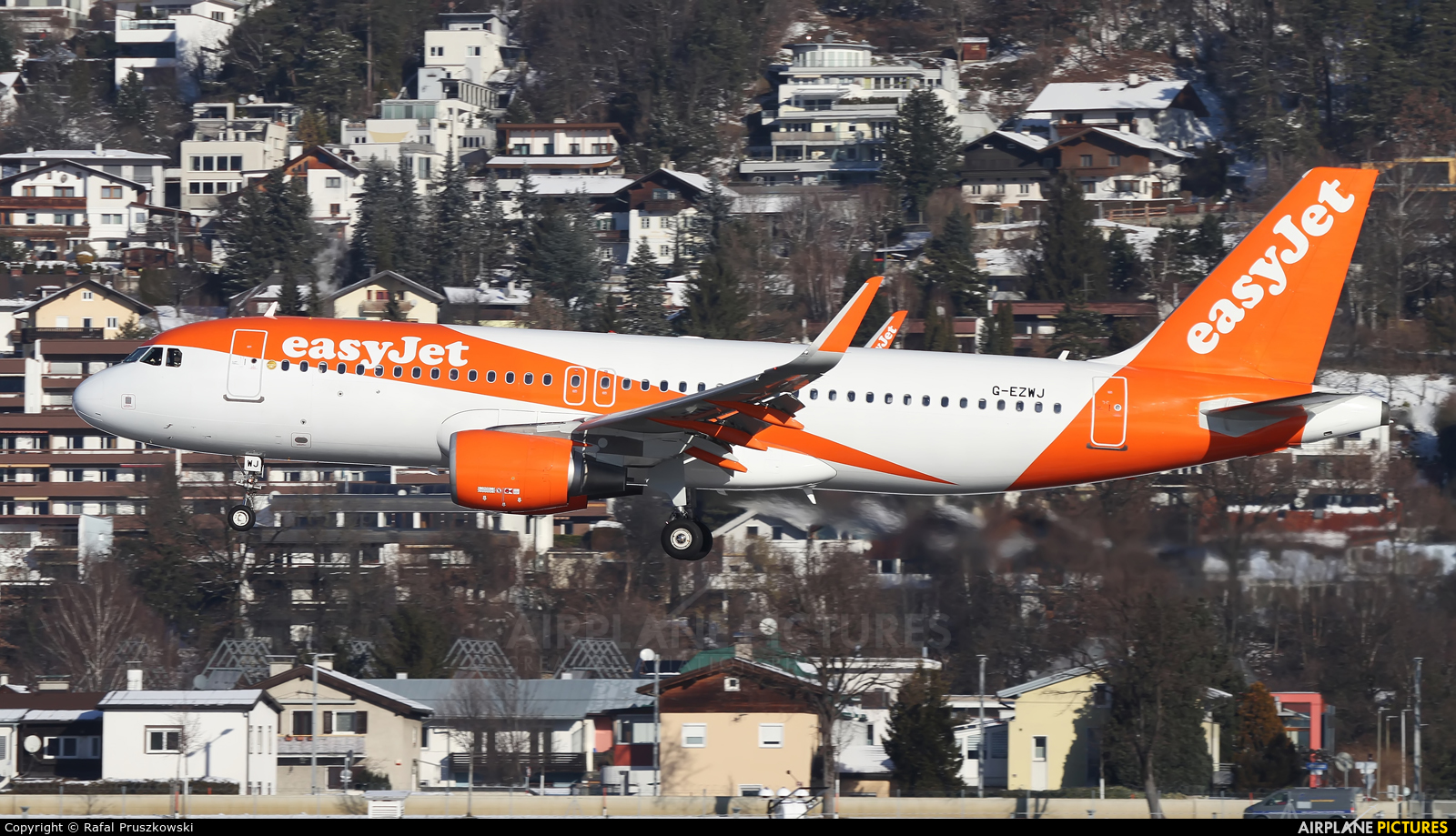 easyJet G-EZWJ aircraft at Innsbruck