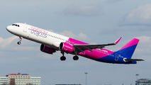 Wizz Air HA-LVG image