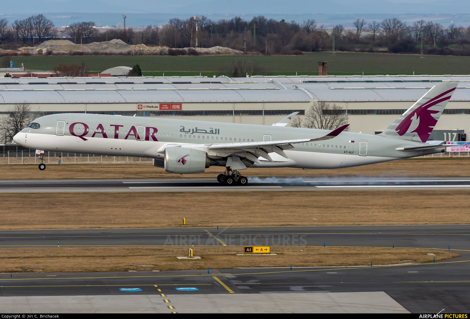 Qatar Airways A7-ALF aircraft at Prague - Václav Havel