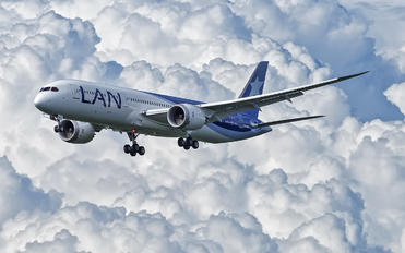 CC-BGD - LAN Airlines Boeing 787-9 Dreamliner