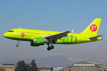 VP-BHG - S7 Airlines Airbus A319