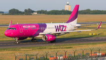 HA-LYF - Wizz Air Airbus A320 aircraft