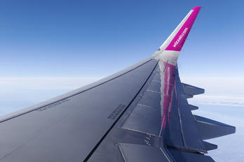 HA-LTC - Wizz Air Airbus A321