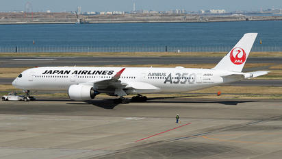 JA02XJ - JAL - Japan Airlines Airbus A350-900