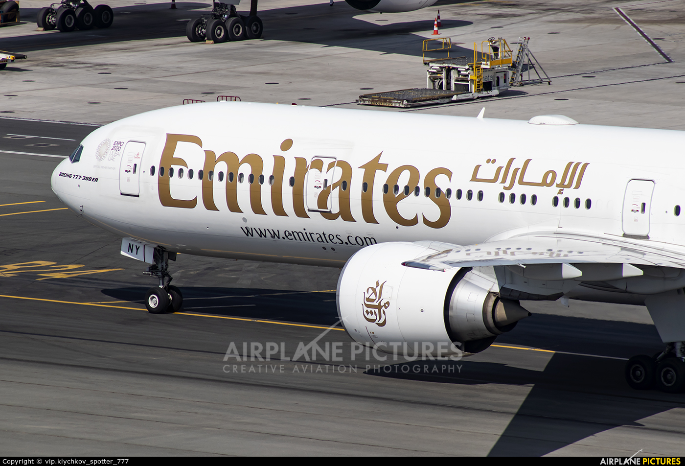 Emirates Airlines A6-ENY aircraft at Dubai Intl