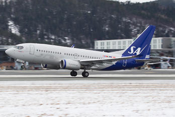 SE-RJX - SAS - Scandinavian Airlines Boeing 737-700