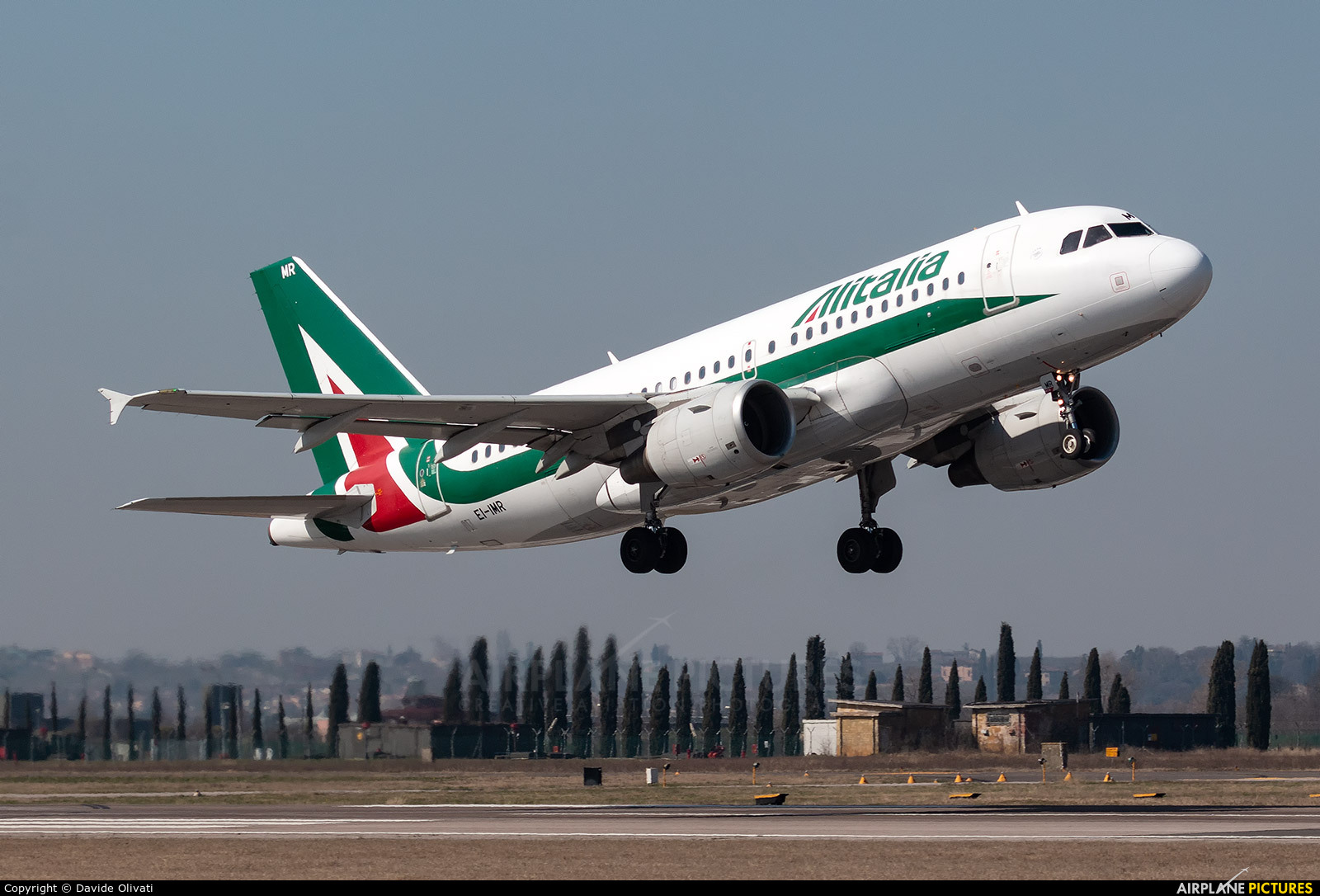 Alitalia EI-IMR aircraft at Verona - Villafranca