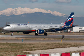 VP-BEA - Aeroflot Airbus A321