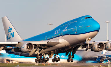 PH-BFW - KLM Boeing 747-400