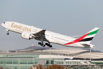A6-EWB - Emirates Airlines Boeing 777-200LR
