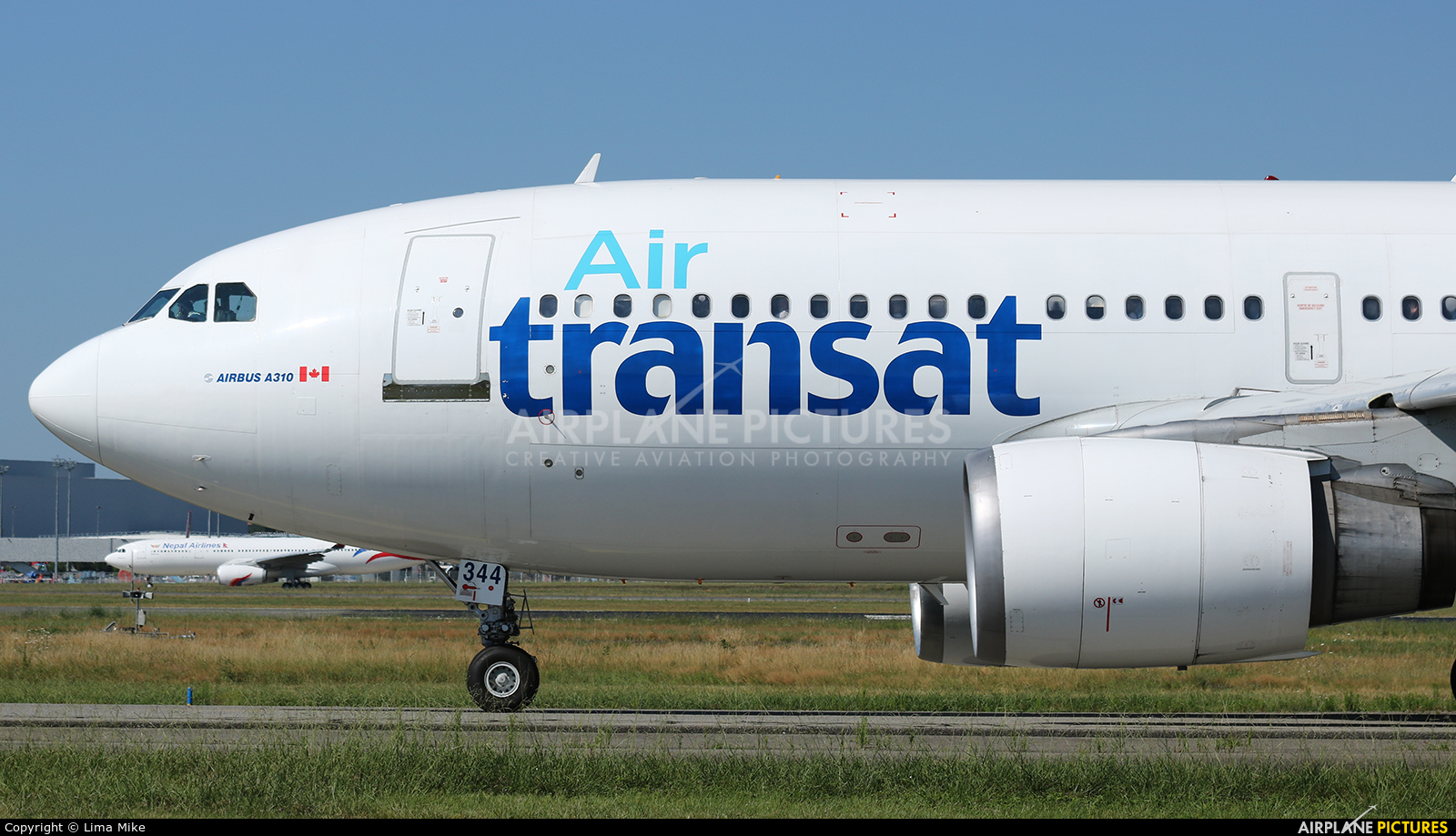Air Transat C-GTSY aircraft at Toulouse - Blagnac