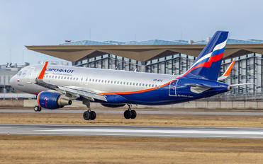 VP-BTC - Aeroflot Airbus A320