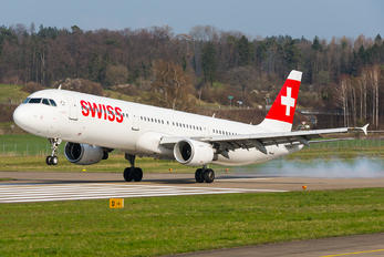 HB-IOC - Swiss Airbus A321