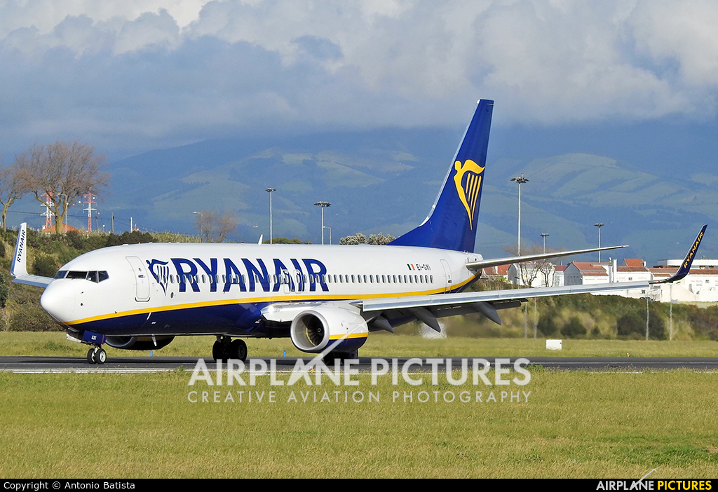 Ryanair EI-GXI aircraft at Azores - Ponta Delgada