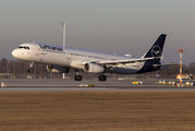 D-AIDB - Lufthansa Airbus A321 aircraft